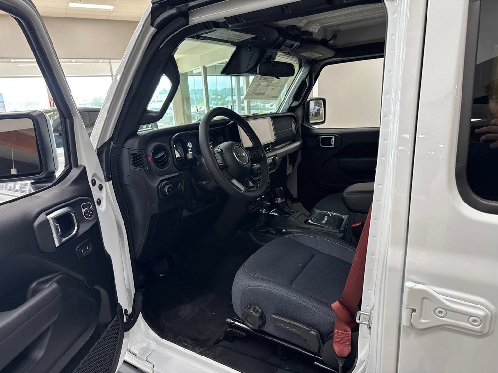 New 2026 Jeep Wrangler Unlimited Sport w/ Dual Top Group AWD/4WD image 13