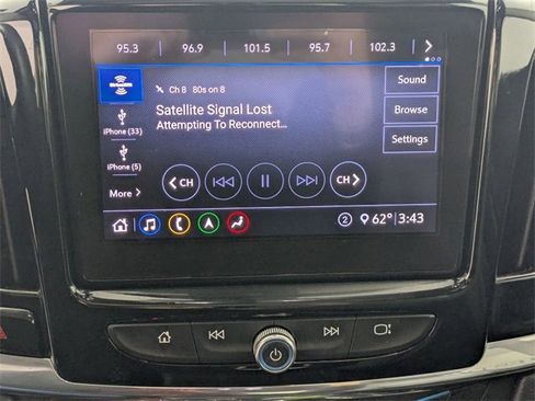 Used 2020 Chevrolet Traverse Premier image 21