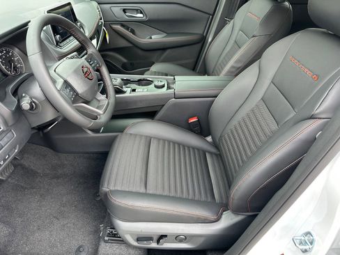 New 2026 Nissan Rogue SV w/ Rock Creek Premium Package AWD/4WD image 9
