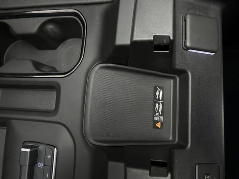 Used 2024 GMC Sierra 2500 AT4 w/ AT4 Premium Plus Package image 69