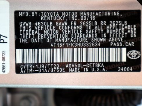 Used 2017 Toyota Camry SE image 34