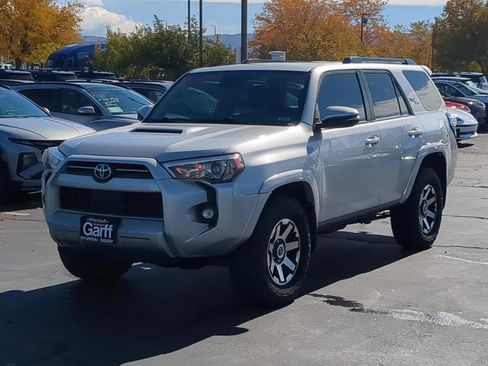 Used 2021 Toyota 4Runner TRD Off-Road Premium image 10