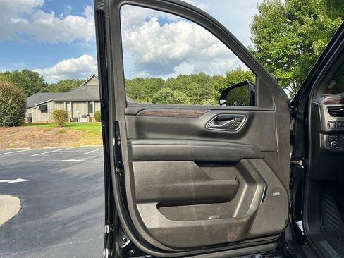 Used 2021 Chevrolet Tahoe Z71 AWD/4WD image 59