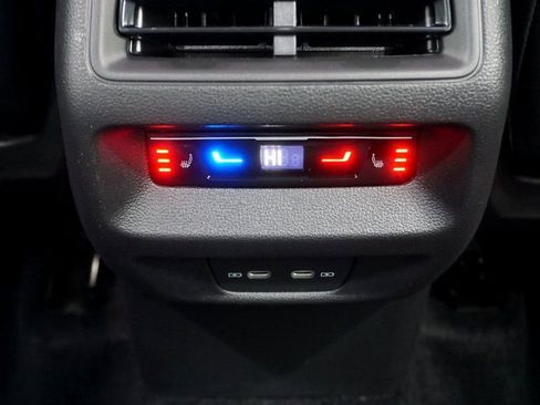 New 2026 Volkswagen Tiguan SEL R-Line AWD/4WD image 15