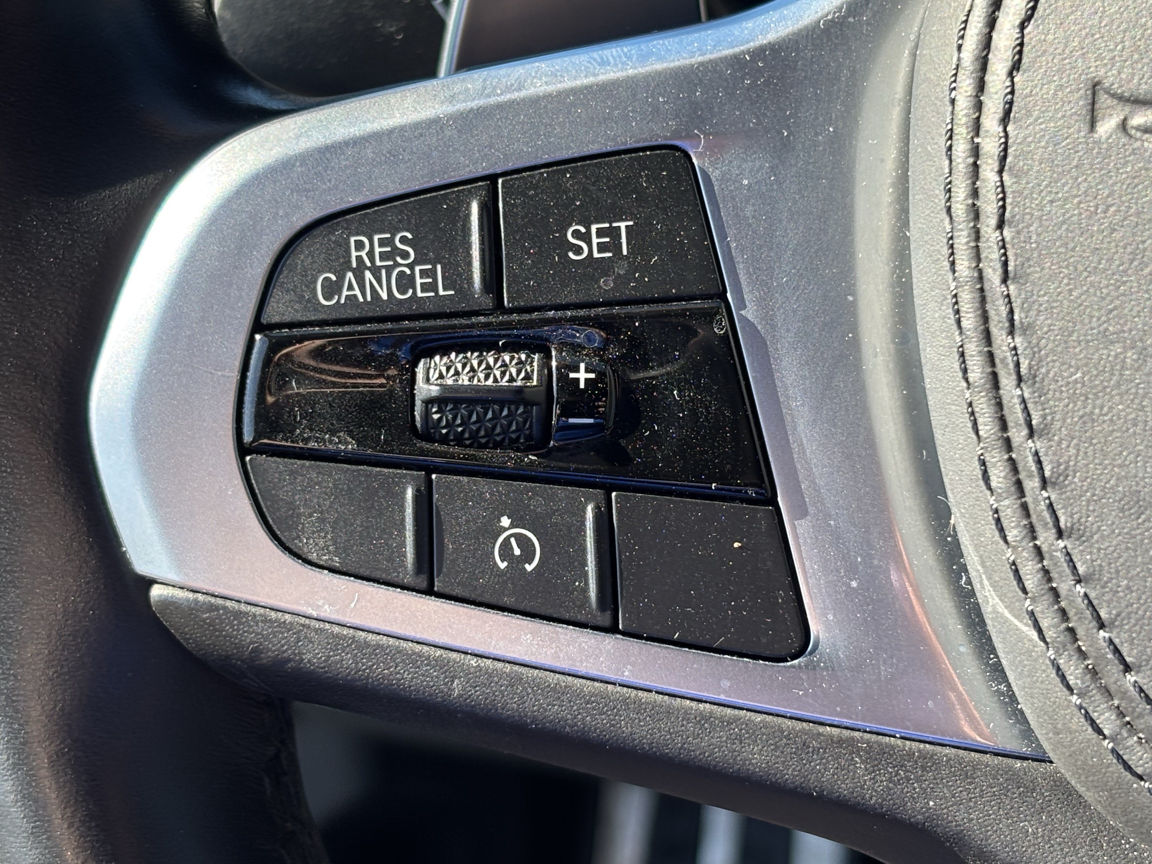 Used 2020 BMW 530i w/ M Sport Package RWD image 19
