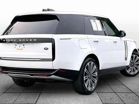 Used 2023 Land Rover Range Rover SE AWD/4WD image 6