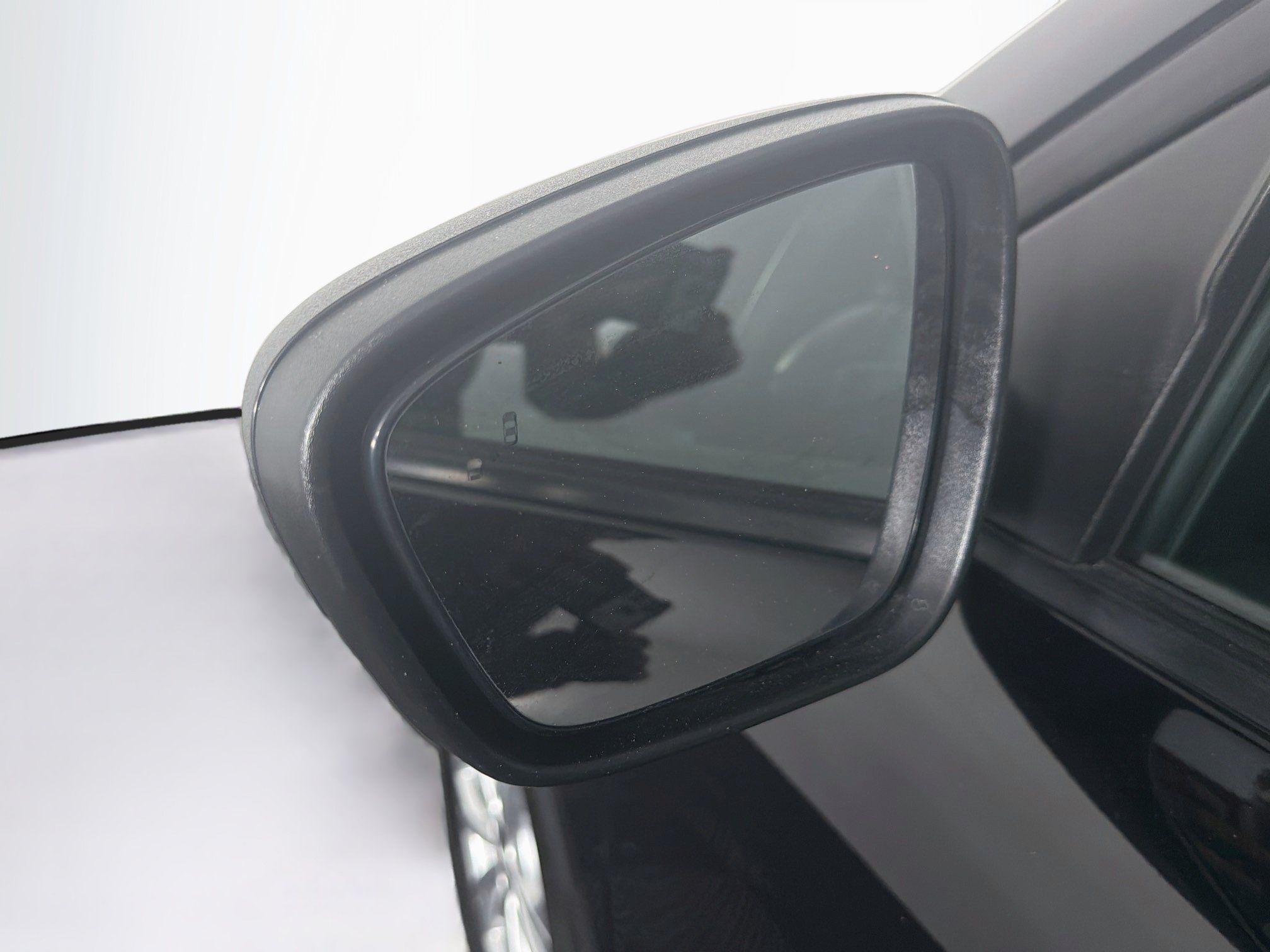 Used 2025 Ford Escape Active FWD image 16