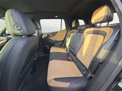 New 2026 Chevrolet Equinox ACTIV image 13