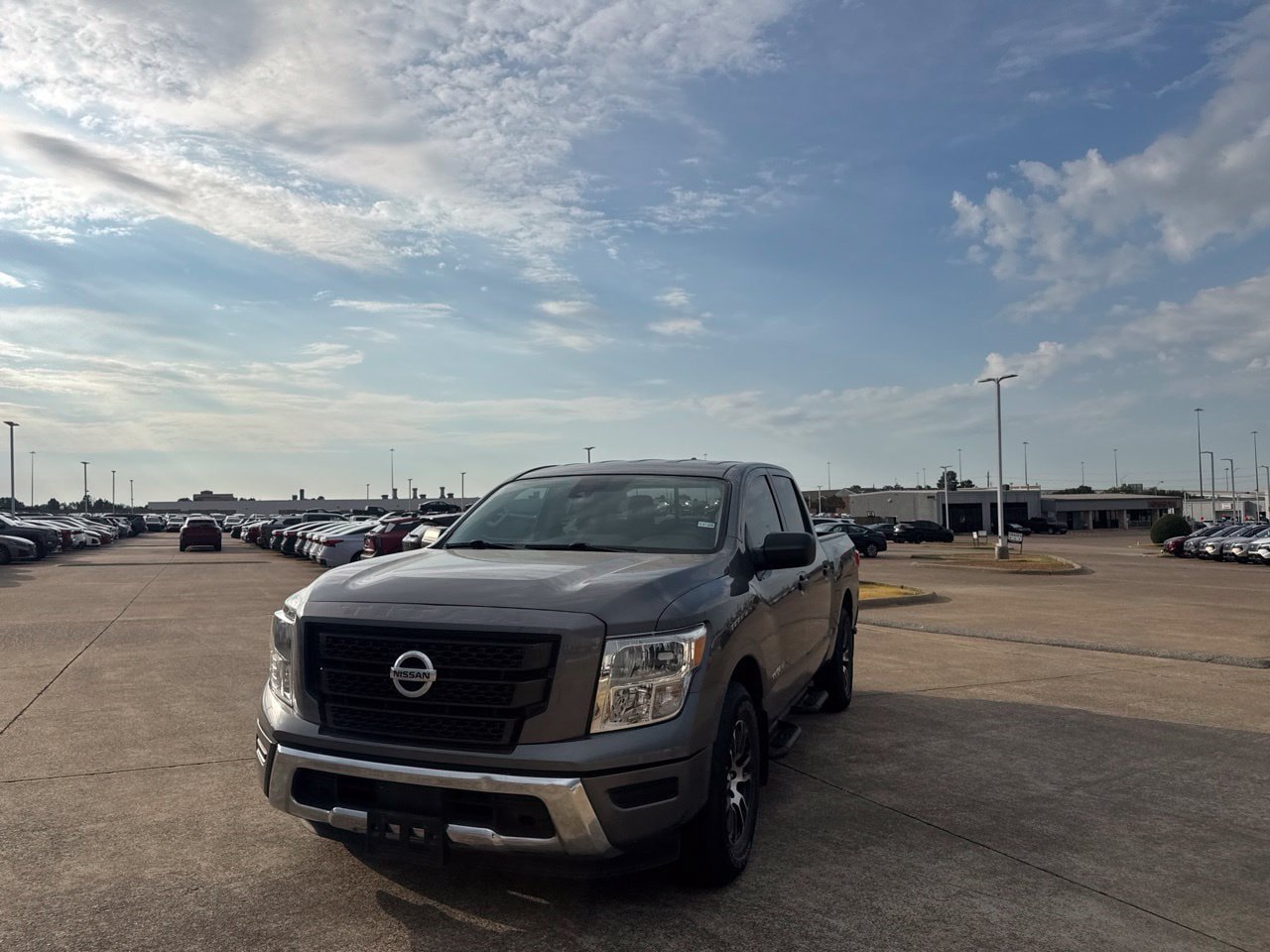 Certified 2022 Nissan Titan SV w/ Accessory Utility Package RWD image 8