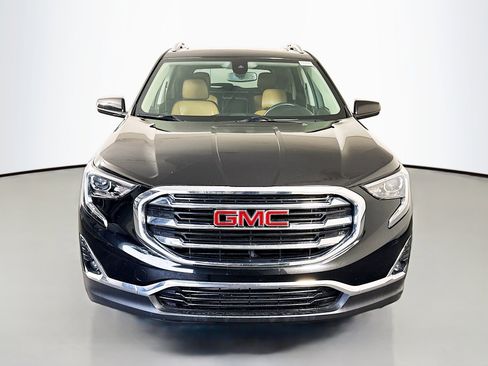 Used 2018 GMC Terrain SLT w/ Preferred Package FWD image 2