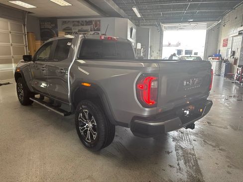 Used 2023 GMC Canyon AT4 w/ AT4 Premium Package AWD/4WD image 5