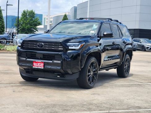 Used 2026 Toyota 4Runner Platinum AWD/4WD image 3