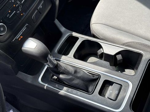 Used 2019 Ford Escape S FWD image 26