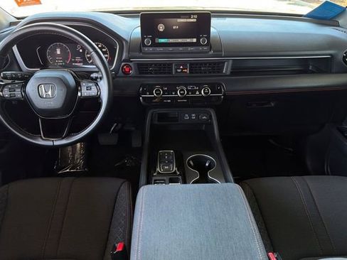 Certified 2025 Honda Pilot Sport image 16
