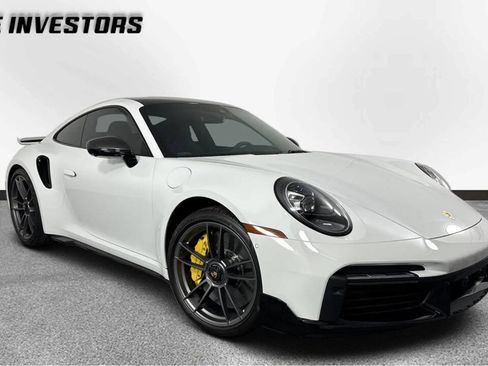 Used 2025 Porsche 911 Turbo S AWD/4WD image 5