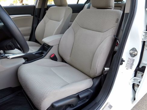 Used 2014 Honda Civic EX image 6