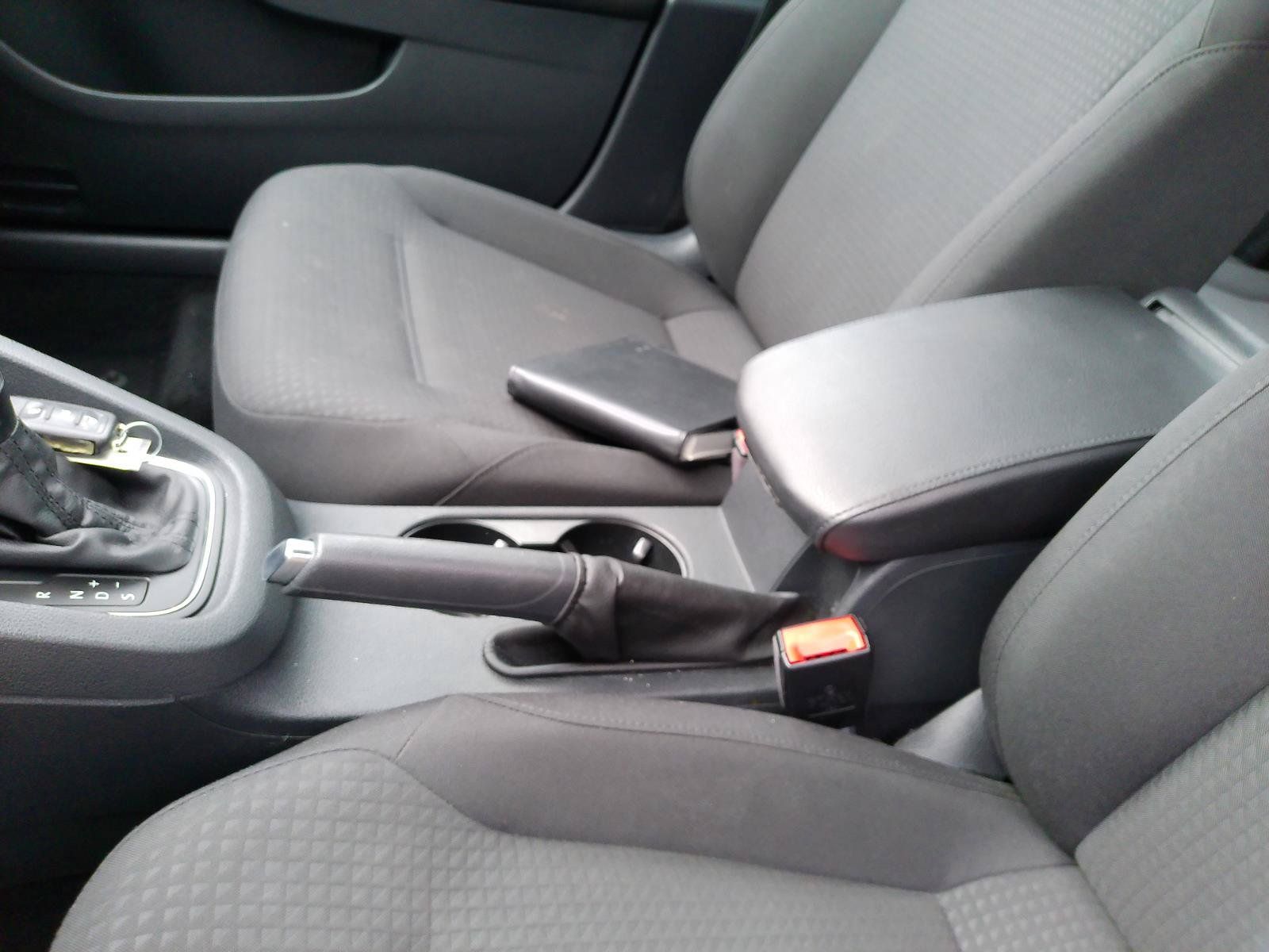 Used 2016 Volkswagen Jetta SE FWD image 19
