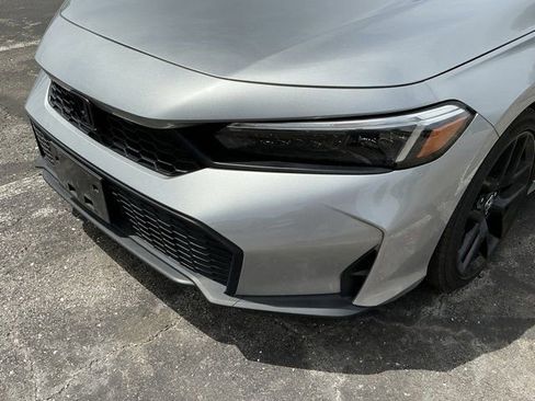 Used 2025 Honda Civic Sport image 14