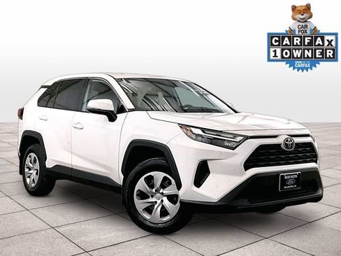 Used 2025 Toyota RAV4 LE AWD/4WD image 2