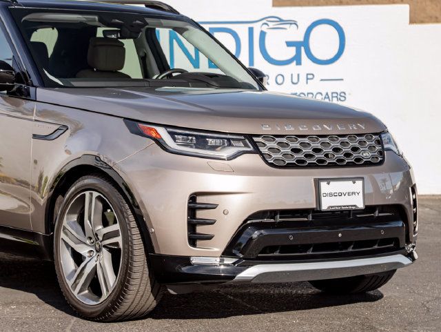 Used 2025 Land Rover Discovery Metropolitan Edition AWD/4WD image 5