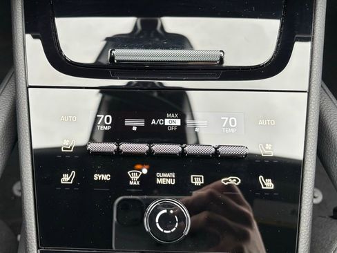 New 2026 Porsche Cayenne Coupe image 20