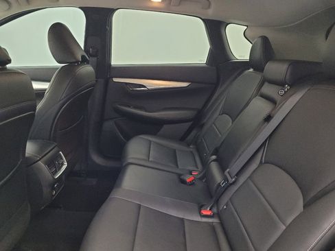 Used 2019 INFINITI QX50 Luxe w/ Navigation Package AWD/4WD image 18