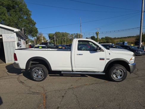 Used 2012 RAM 2500 SLT w/ Luxury Group AWD/4WD image 9