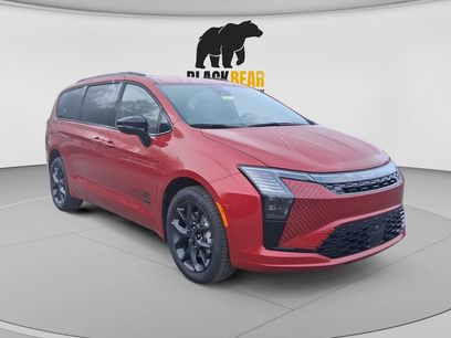 New 2027 Chrysler Pacifica Select