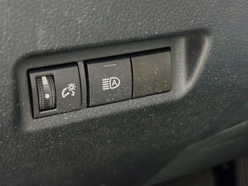 Used 2023 Toyota RAV4 XLE AWD/4WD image 12