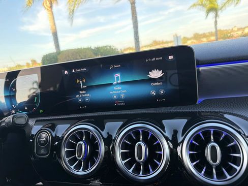Used 2019 Mercedes-Benz A 220 image 31