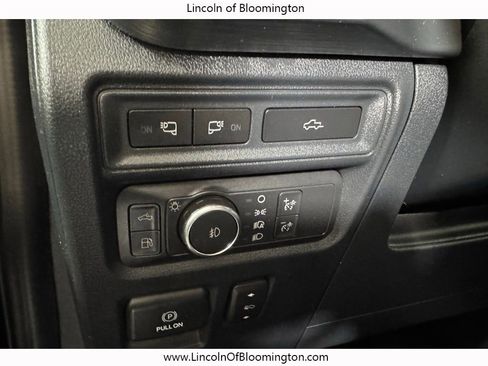 Used 2022 Ford F150 Lariat w/ Equipment Group 502A High AWD/4WD image 40