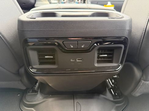 New 2026 GMC Sierra 1500 AT4 w/ AT4 Premium Package AWD/4WD image 28