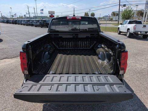 New 2026 Chevrolet Colorado W/T w/ WT Custom Package image 30