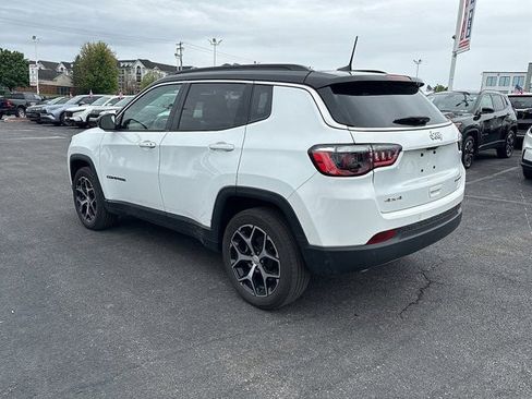 Certified 2024 Jeep Compass Limited AWD/4WD image 4