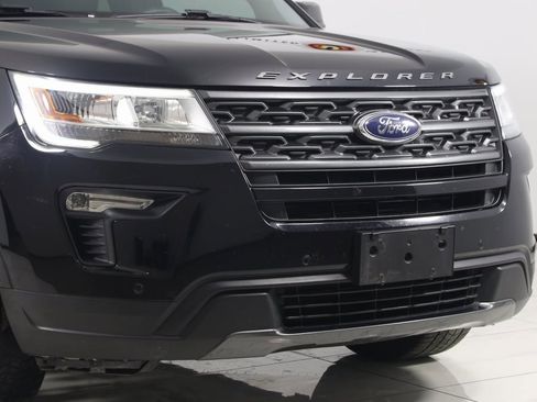 Used 2018 Ford Explorer XLT w/ Equipment Group 202A image 37