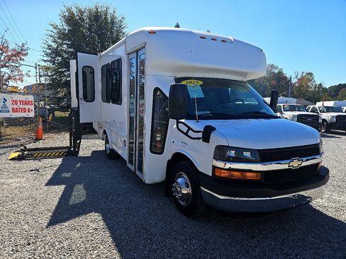 Used 2015 Chevrolet Express 3500 w/ Shuttle Bus Package image 1