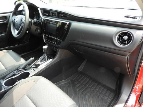 Used 2019 Toyota Corolla L FWD image 29