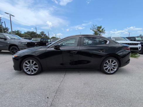 Used 2021 MAZDA MAZDA3 s FWD image 8