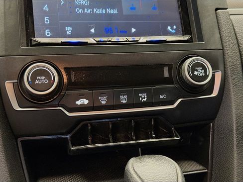 Used 2019 Honda Civic LX image 10