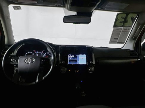Used 2023 Toyota 4Runner 40th Anniversary SE AWD/4WD image 30