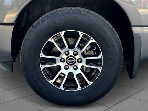 Used 2024 Nissan Titan SV w/ Accessory Utility Package image 19