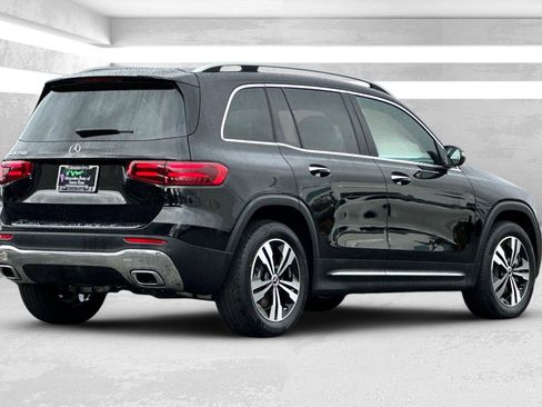 Certified 2025 Mercedes-Benz GLB 250 image 4