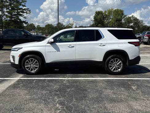 Used 2023 Chevrolet Traverse LT w/ LPO, Floor Liner Package FWD image 8
