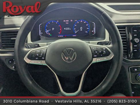 Used 2021 Volkswagen Atlas Cross Sport SEL Premium AWD/4WD image 16