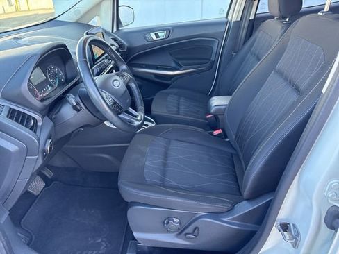 Used 2019 Ford EcoSport SE w/ SE Convenience Package image 11
