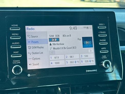 Used 2021 Toyota Camry SE image 19