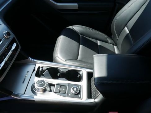 Used 2024 Ford Explorer XLT w/ Equipment Group 202A AWD/4WD image 23