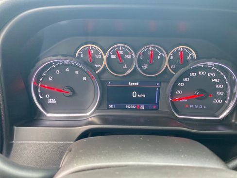 Used 2021 Chevrolet Silverado 1500 LT Trail Boss w/ Convenience Package II AWD/4WD image 27