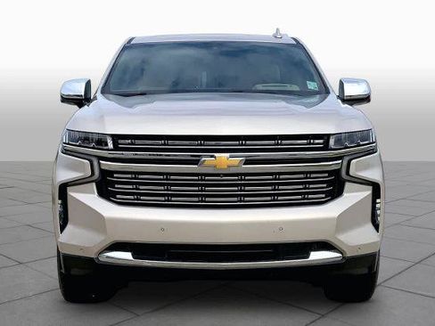 Used 2021 Chevrolet Tahoe Premier w/ Premium Package RWD image 4