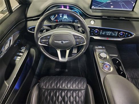Used 2023 Genesis GV70 3.5T Sport w/ Sport Prestige Package image 13